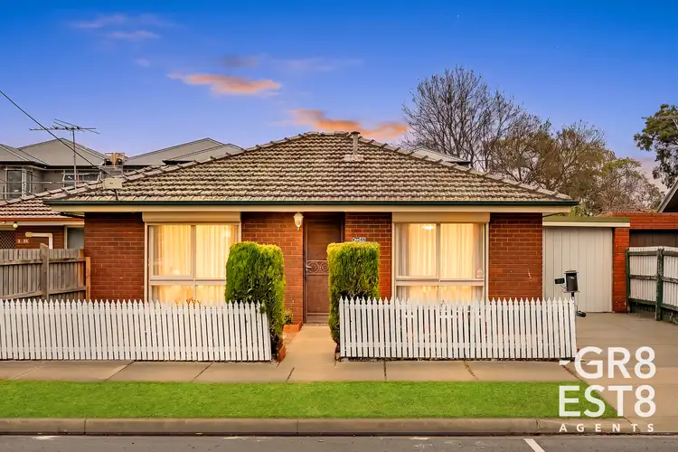 4 Tucker Street