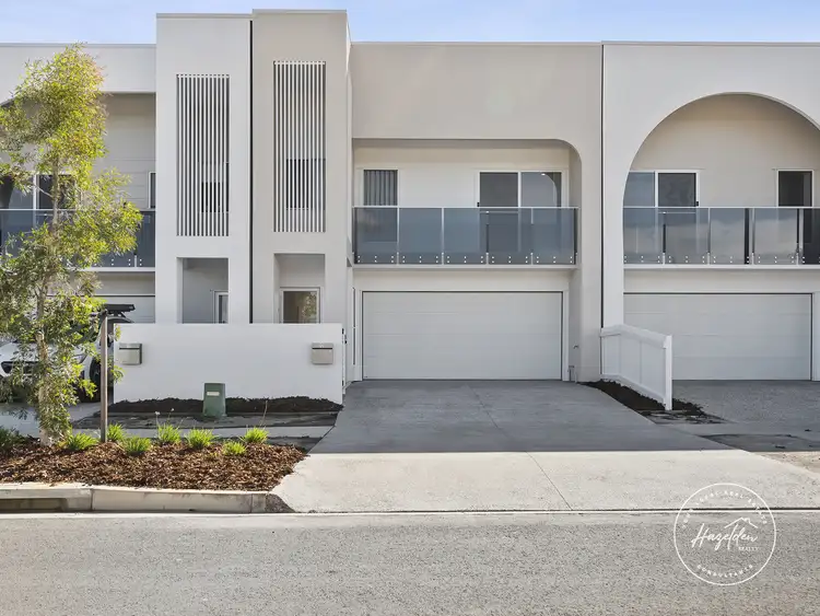 121 Attenborough Drive