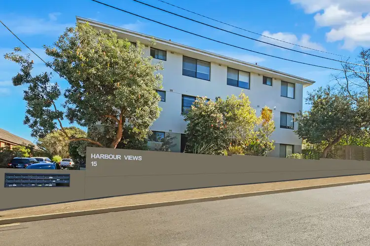 15 Johnston Street