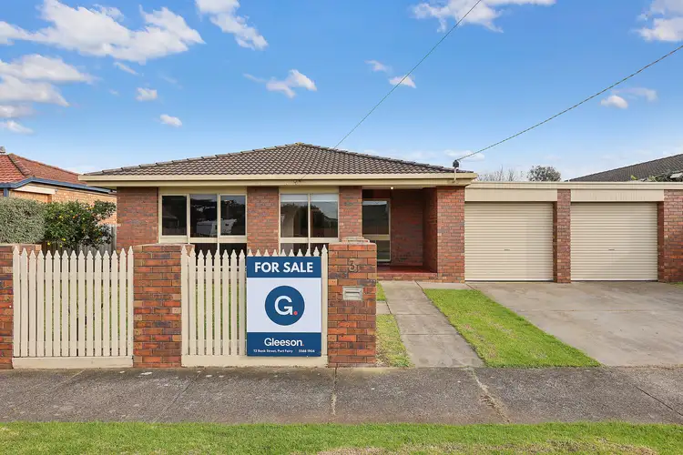 3 Glenview Drive