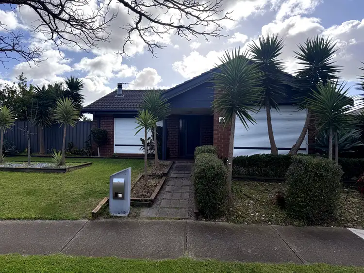 32 Aitken Drive