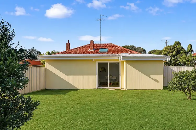 273a Macquarie St,
