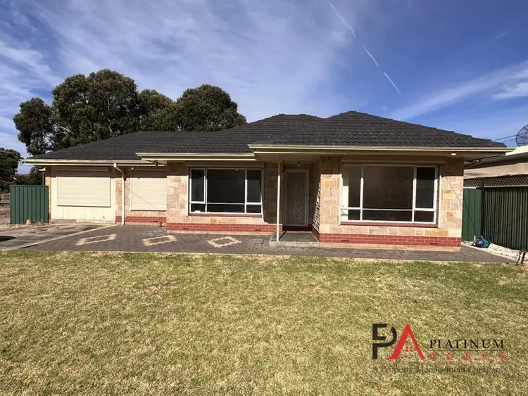 2 Nicholas Road