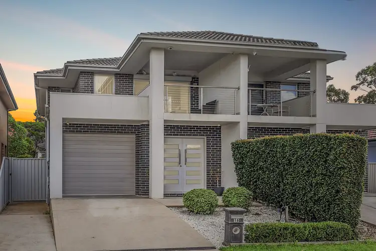 16 Merle Street