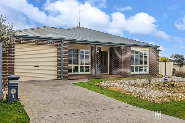 2 Geoffrey Court