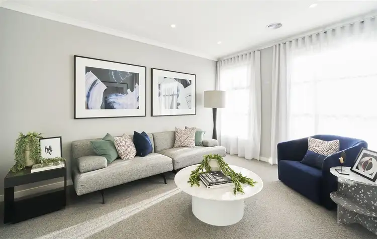20 Aintree Boulevard