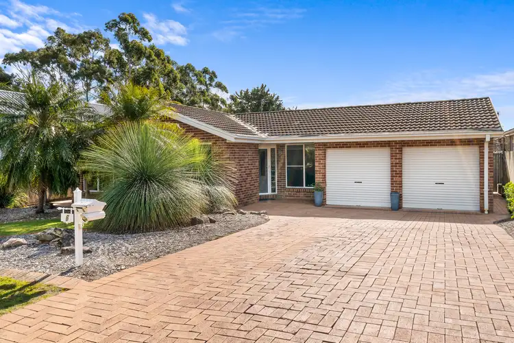 6 Woodalla Way