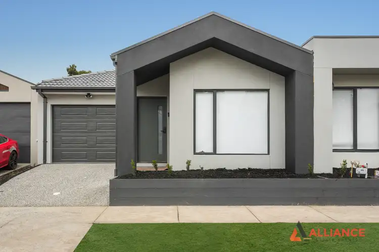 8 Racka Road