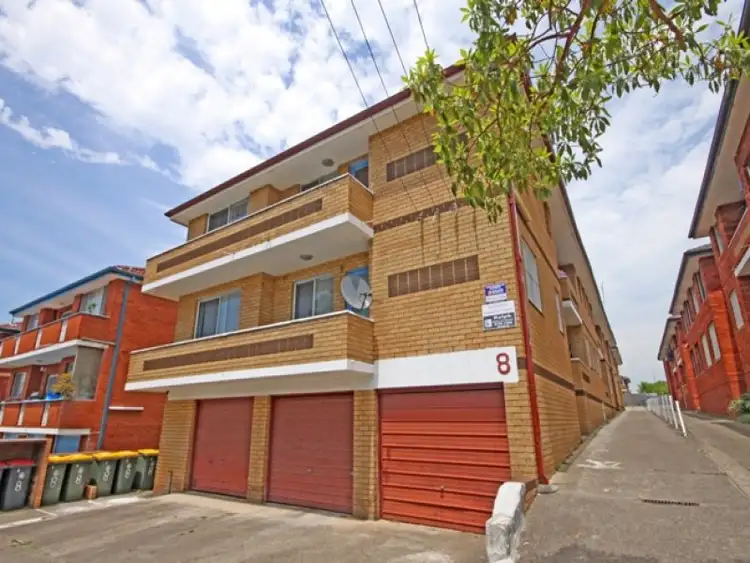 8 Fairmount Street