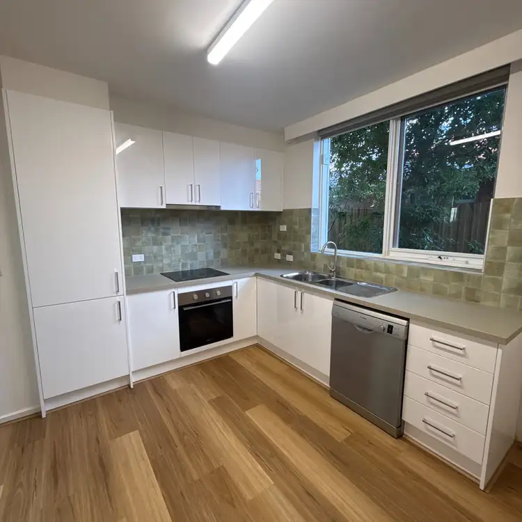 22 Shepparson Avenue