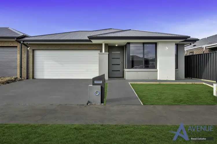 78 Castlecrag Way
