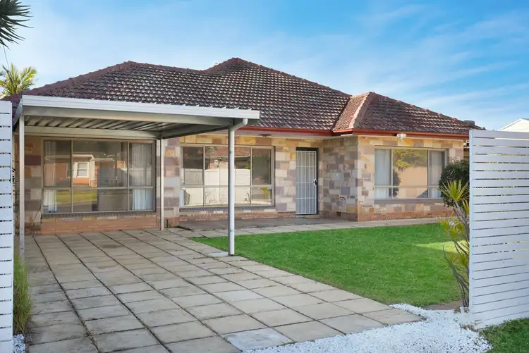 23 Mayfield Avenue