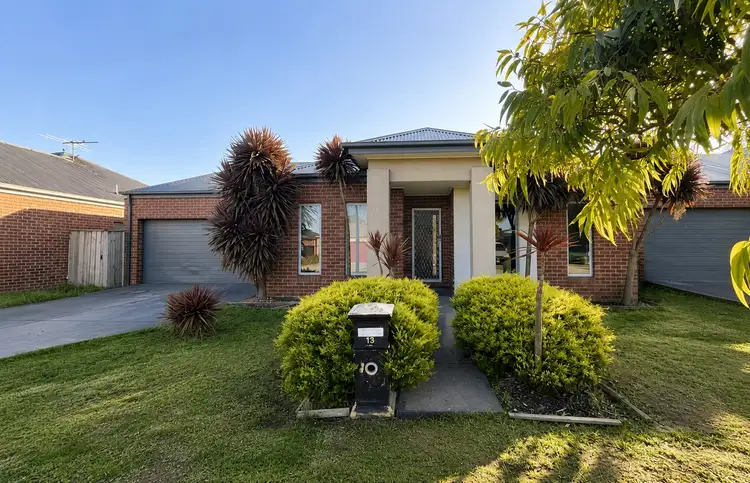 13 Laurence Way