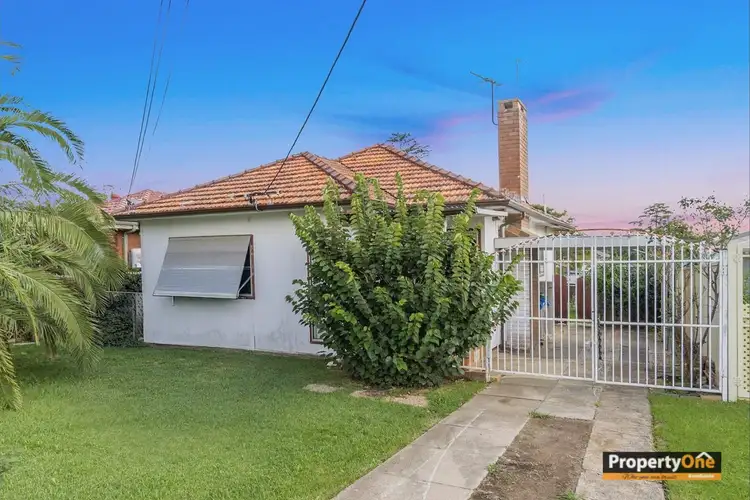 8 Allowrie Road
