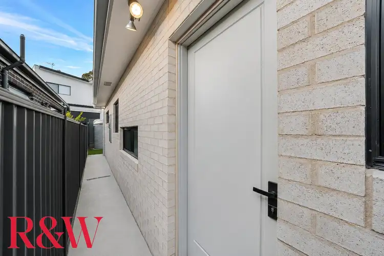 21A Guide Street