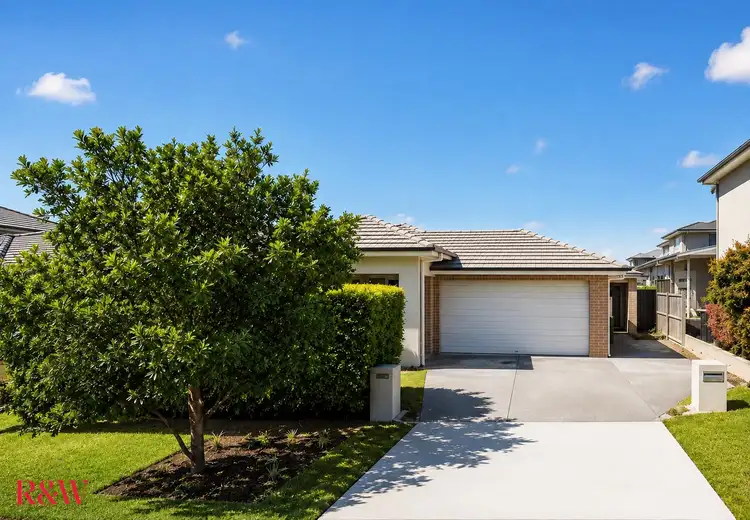 8B Williamson Street
