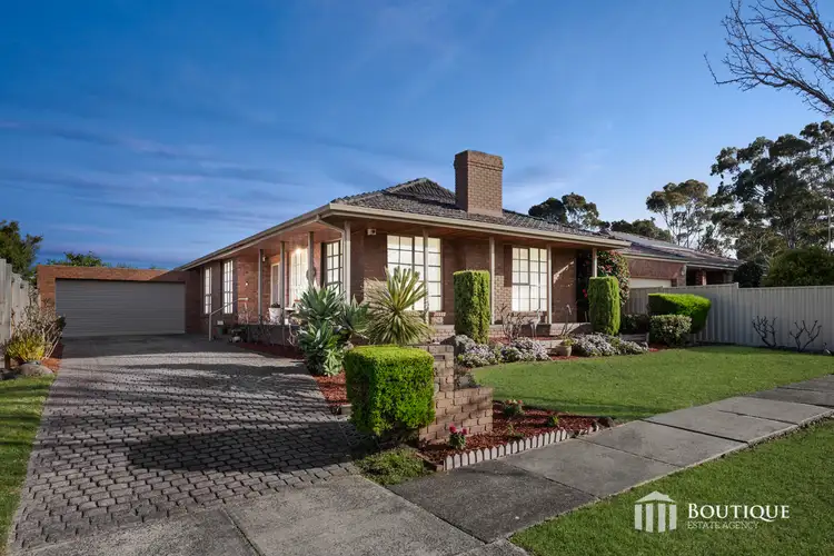 8 Ellerslie Court