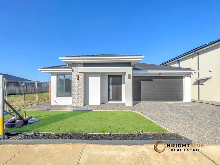 11 Gippsland Avenue