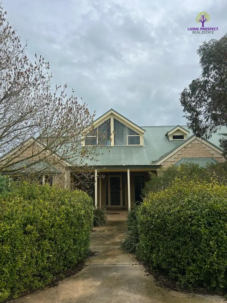 105 Dickins Road