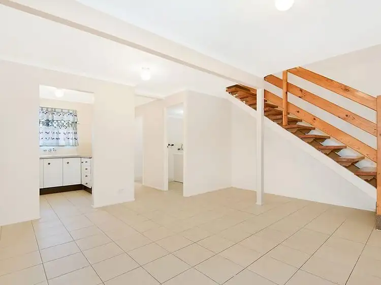 8 Coral Street
