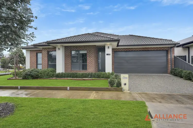25 Alloca Crescent
