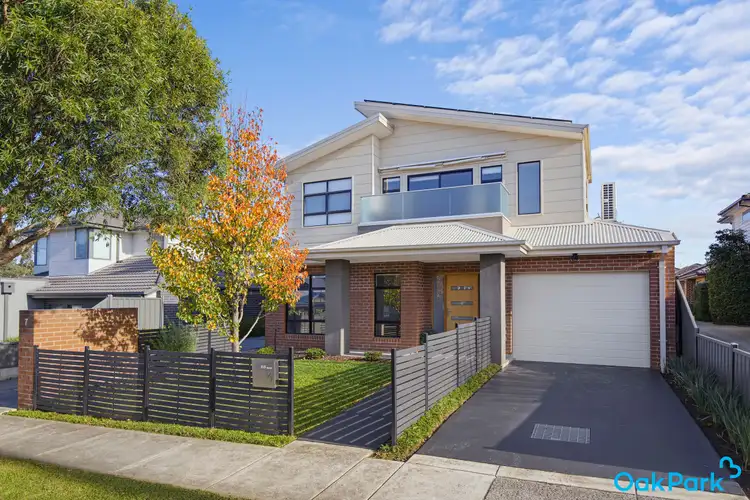 7 Margaret Street