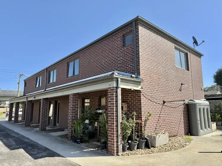 5 Rayhur Street