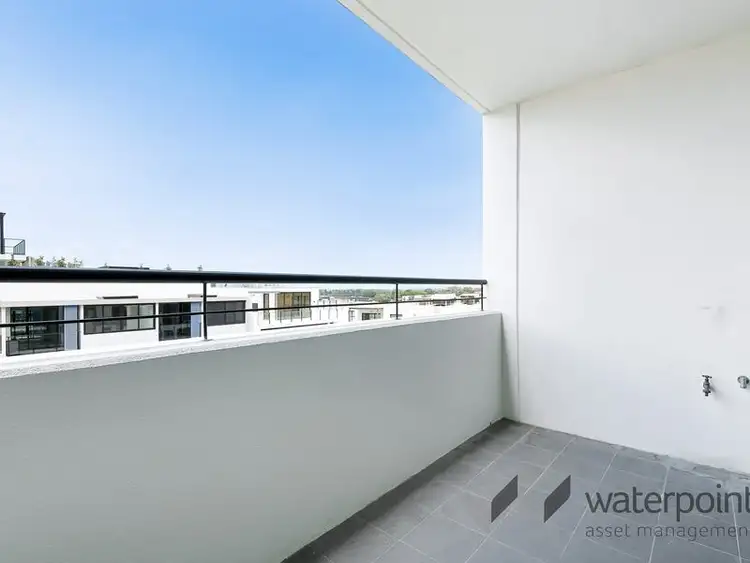 2 Underdale Lane