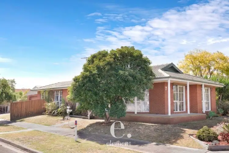 7 East End Crescent