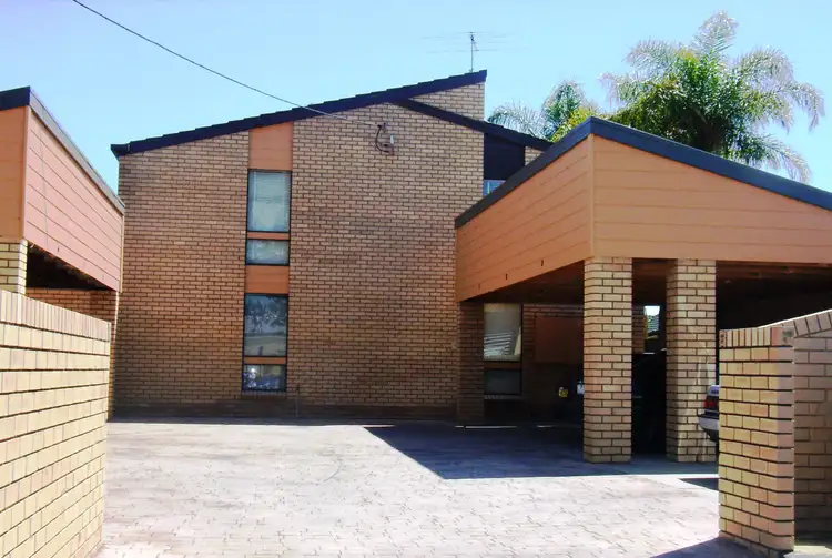 4/486 Breen Street