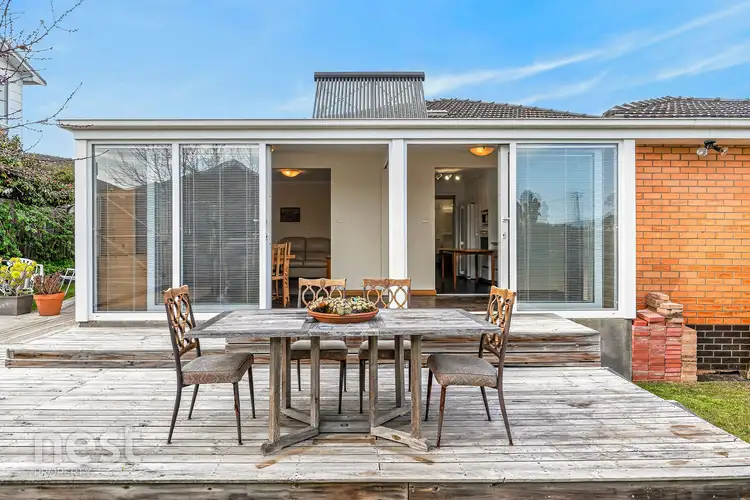 116 Carella Street