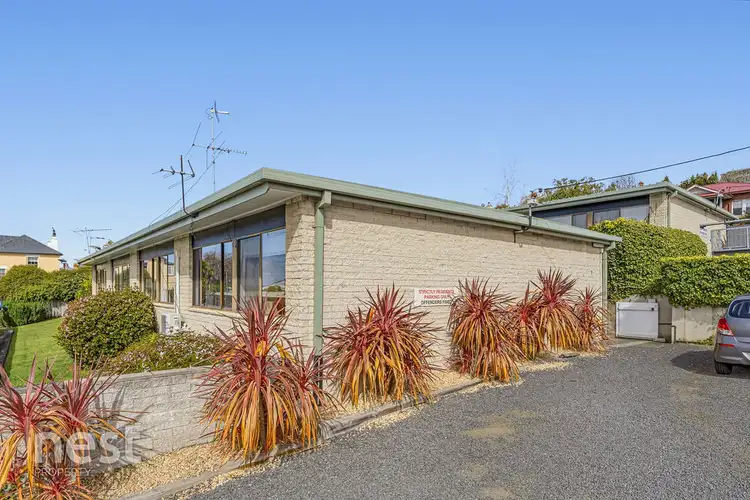 9 McTavish Avenue