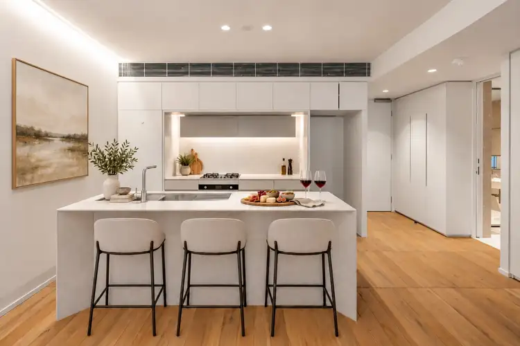 8 Yarraman Avenue