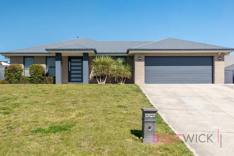12 Coolabah Close