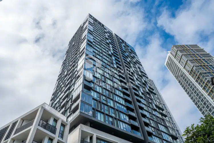 1 Paddock Street