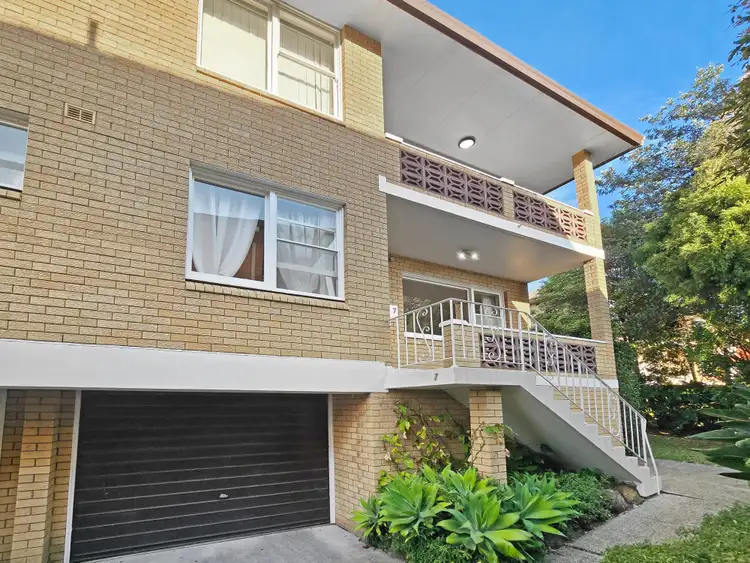 24 Wonoona Parade East