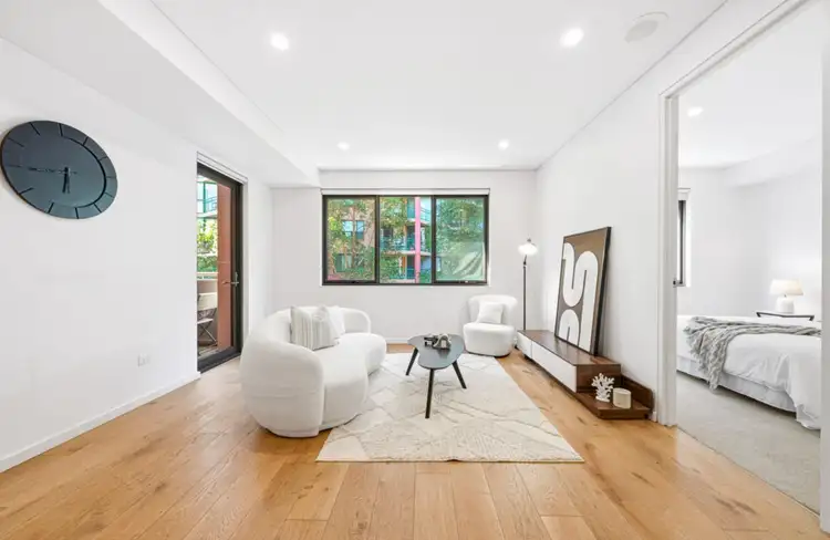 1 Wattle Crescent