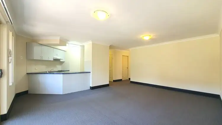 48 Hythe Street