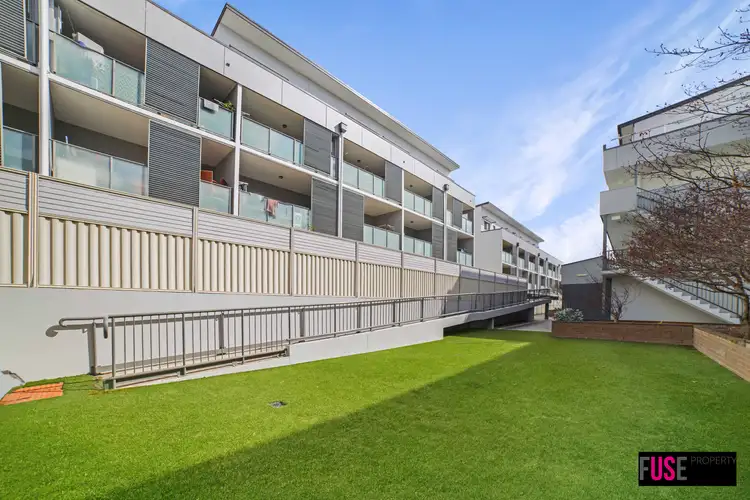 4 Ross Road