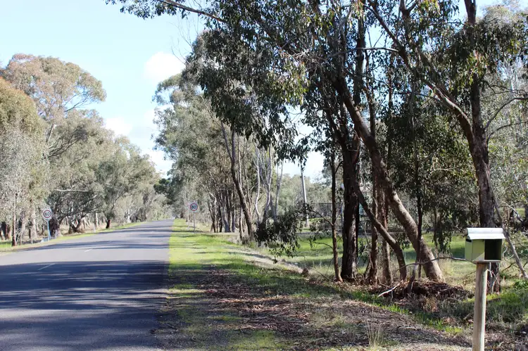 82 High Street, Violet Town VIC 3669