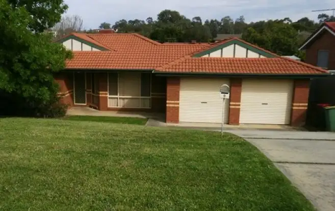 9 Doulton Drive, West Albury NSW 2640