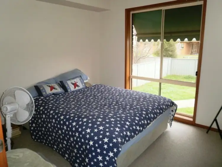 Sixth view of Homely house listing, 9 Doulton Drive, West Albury NSW 2640