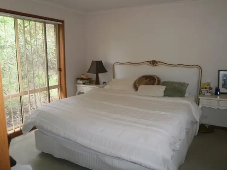 Seventh view of Homely house listing, 9 Doulton Drive, West Albury NSW 2640