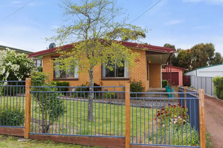 54 McPhee Street, Hamilton VIC 3300