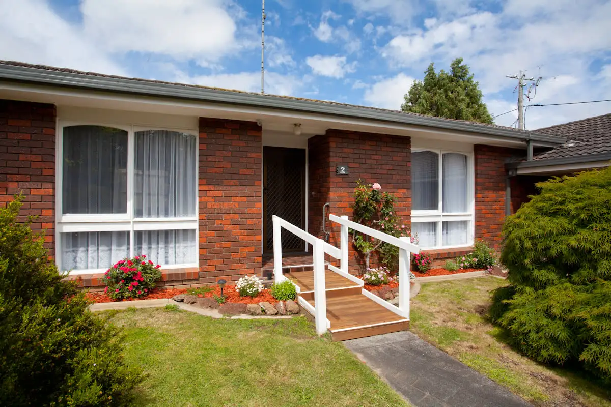Main view of Homely unit listing, 2/6 Bank Place, Drouin VIC 3818