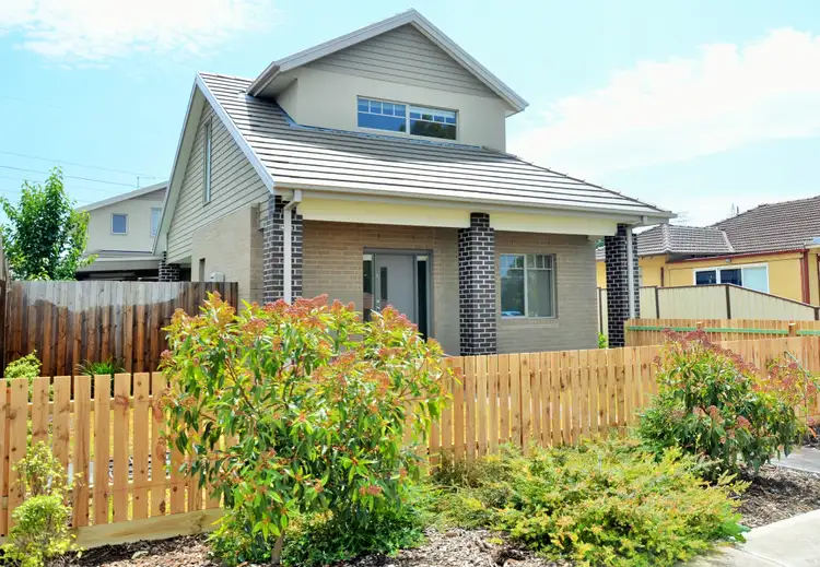 Main view of Homely townhouse listing, 1/176 Daley Street, Glenroy VIC 3046