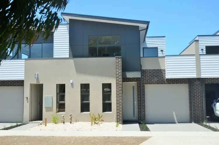 Main view of Homely townhouse listing, 3/12 Glenroy Road, Glenroy VIC 3046