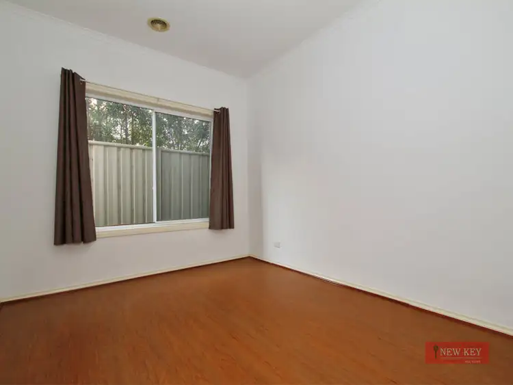 Fifth view of Homely house listing, 10 Tournament Rise, Craigieburn VIC 3064