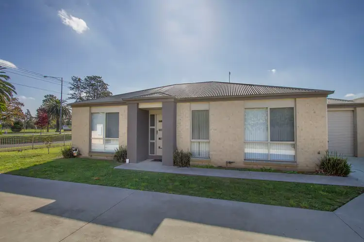 1/400 York Street, Sale VIC 3850