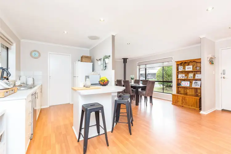 Sixth view of Homely house listing, 15 Sunset Drive, Mount Gambier SA 5290